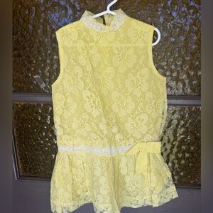 Vintage 1960s little girl Yellow Lace Sleeveless Dress
